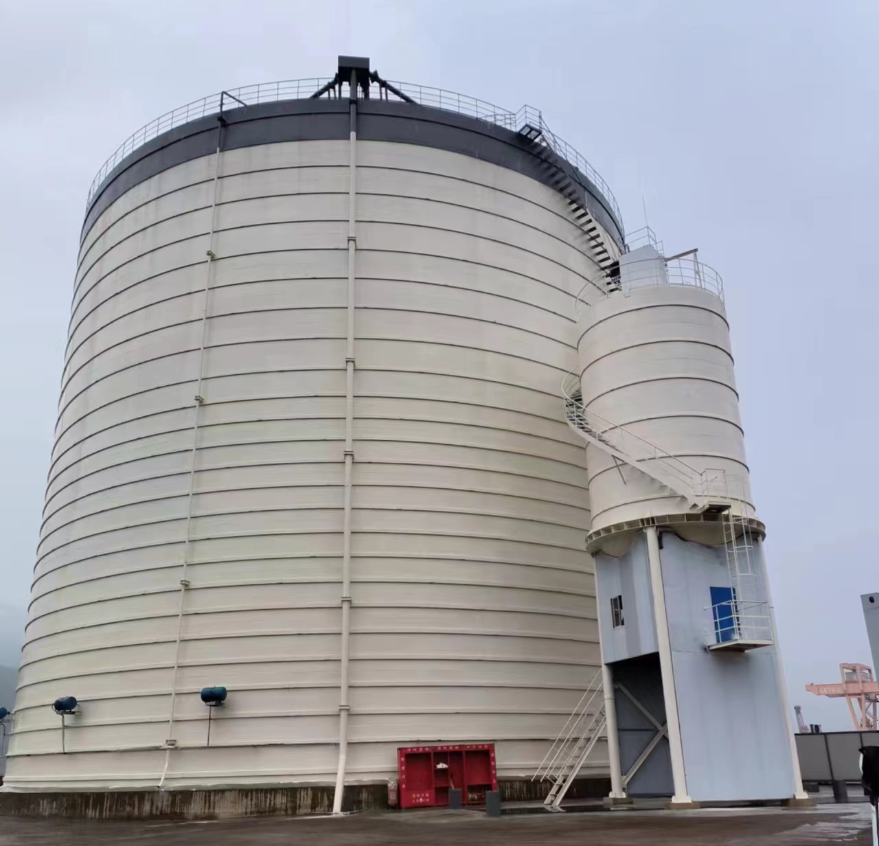 滦县10万吨水泥钢板库